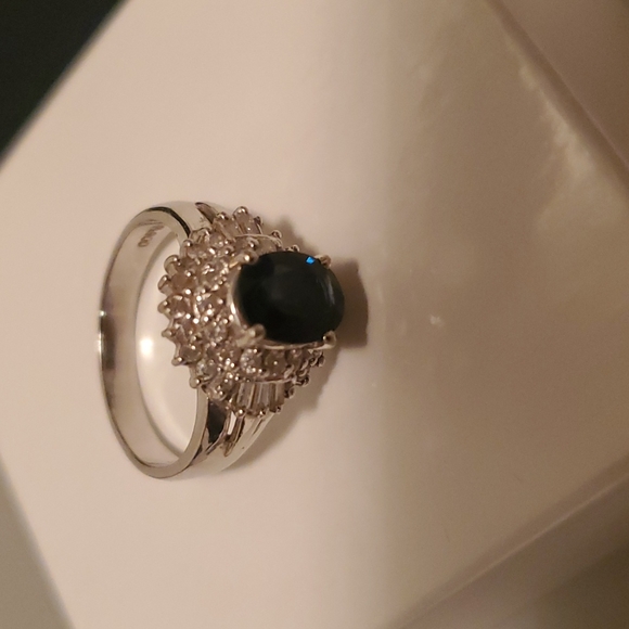 Ring - Picture 2 of 7
